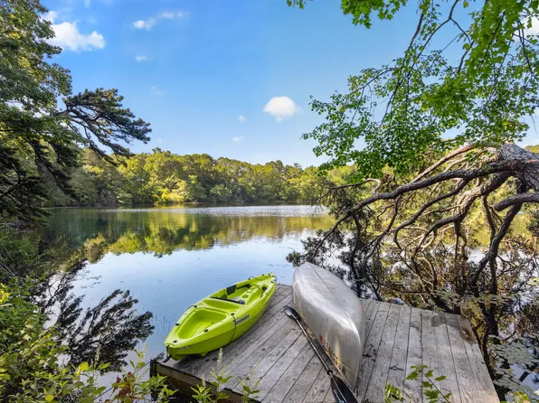 (undisclosed Address), Teaticket, MA 02536