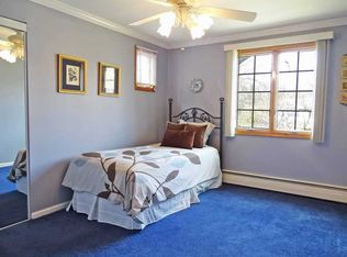 859 Decker Ln, Warminster, PA 18974