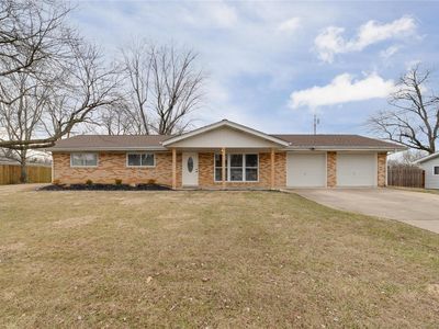 1705 Cap Au Gris Dr, Saint Peters, MO, 63376