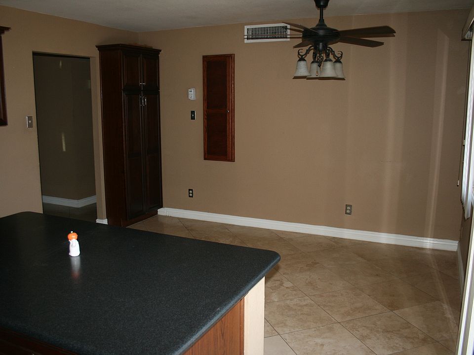 1st image of 6909 S Lakeshore Dr