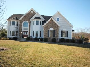 7 Severns Way, Stockton, NJ 08559