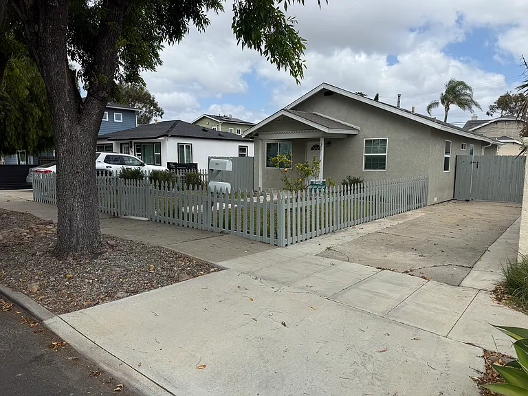 3551 Nile St — Photo 1