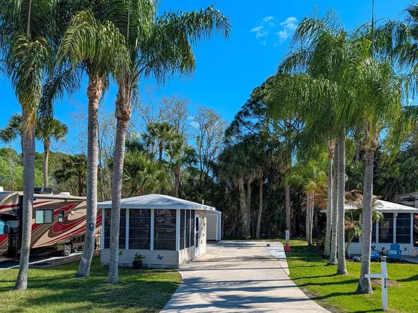 478 Oak Cove Rd, Titusville, FL 32780