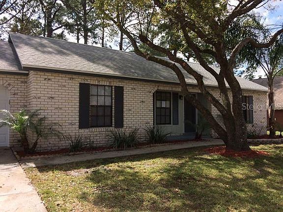 3rd image of 113 Elderwood St