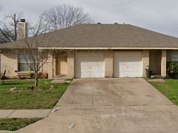 1100 Country Aire Dr #A