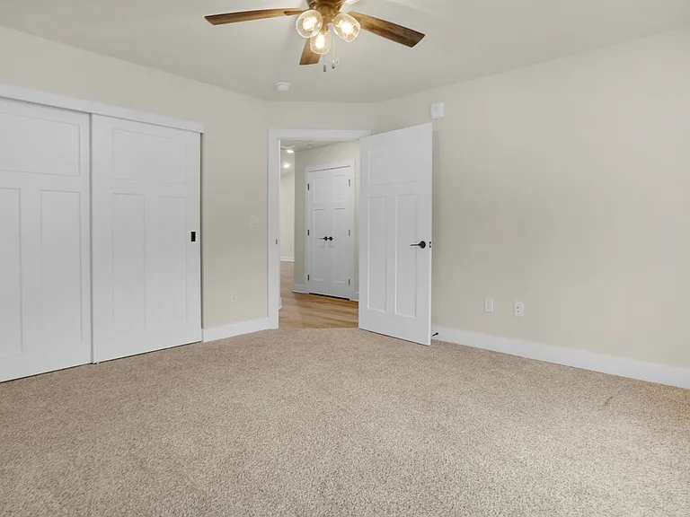 113 Eiche Dr — Photo 63