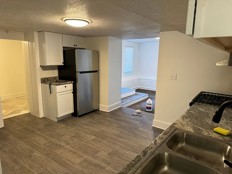 2755 Pierce St NE — Photo 2