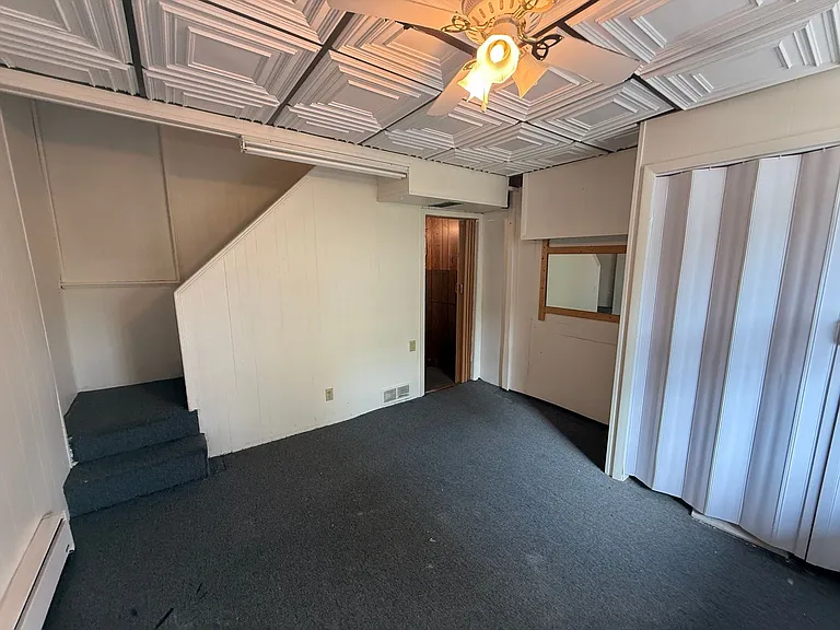 38 Bigelow St — Photo 15