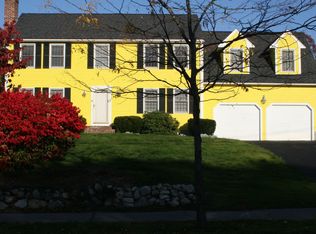 4 Essex St, Norfolk, MA 02056