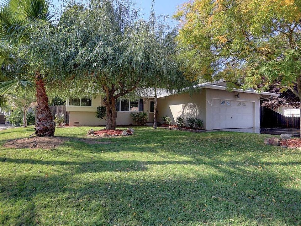 1st image of 6601 Woodmore Oaks Dr