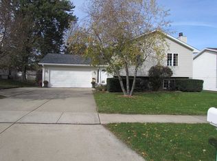 4009 Southlawn Rd, Cedar Falls, IA 50613