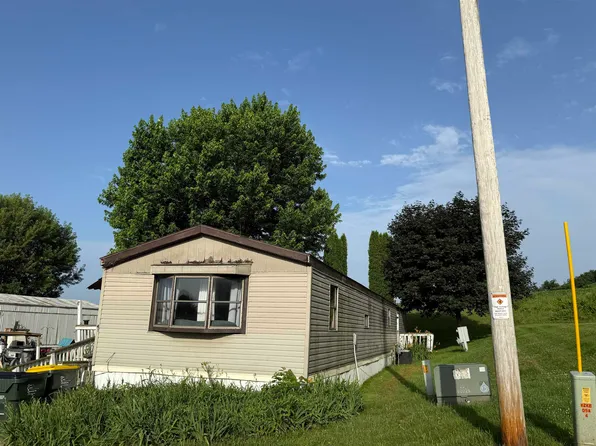 33455 Industrial Dr, Wauzeka, WI 53826