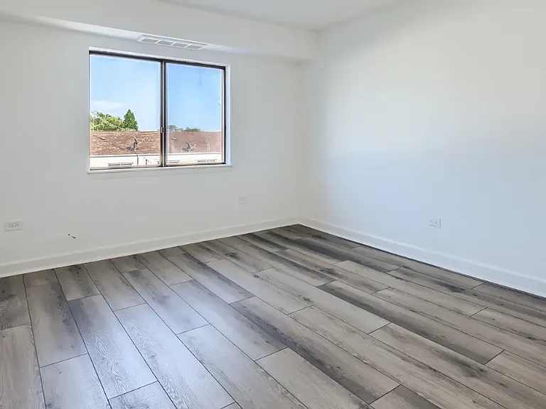 5500 Lincoln Ave #310E — Photo 6