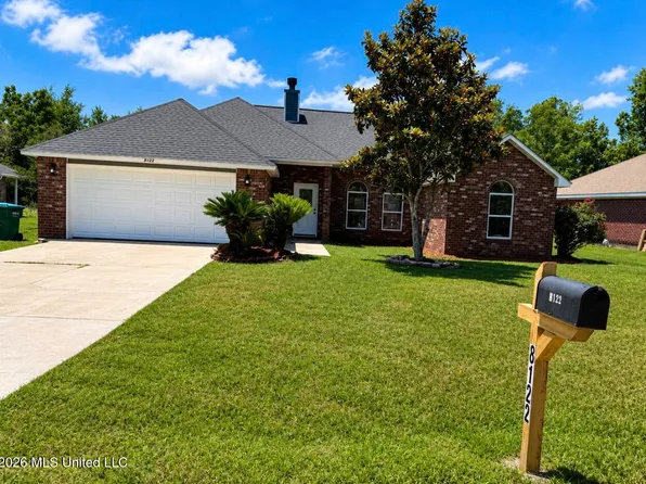 8122 Longwood Dr, Gautier, MS 39553