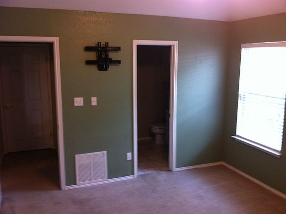3rd image of 1310 Hidden Glade Dr