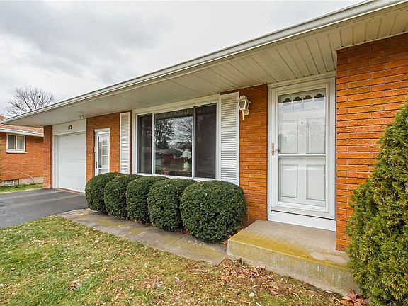 2nd image of 142 Frandee Ln