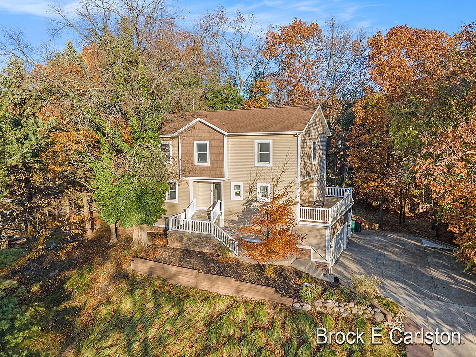 1st image of 3758 Bellaire Ct