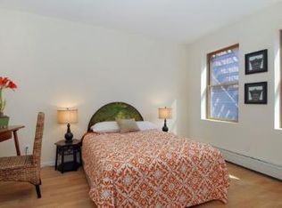 390 14th St, Brooklyn, NY 11215