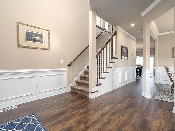 3rd image of 7114 Waltham Dr