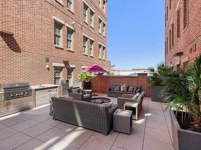Outdoor Lounge