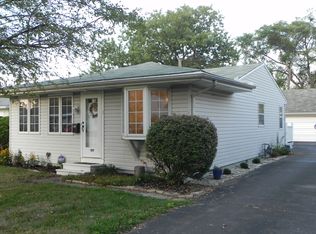 109 Elmwood Rd, Walbridge, OH 43465