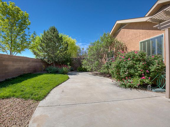 5th image of 10436 Rayner Dr NW