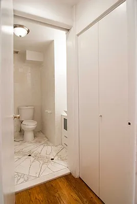 Rented by WAM Partners - William Moses Co. | media 41