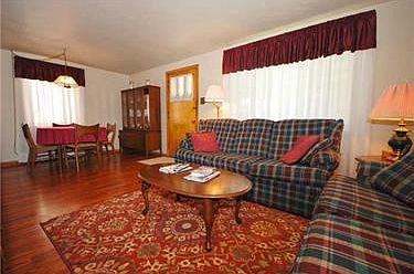 4th image of 434 Lebanon Manor Dr