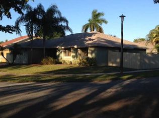 741 SW 99th Ter, Pembroke Pines, FL 33025