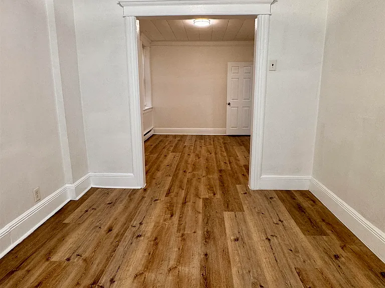 181 Princeton Ave — Photo 13