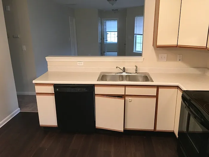 6474 Titania Dr — Photo 7