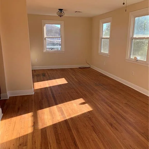 5519 Mandeville St — Photo 2