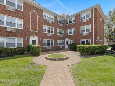 4855 Dobson St UNIT 104, Skokie, IL, 60077