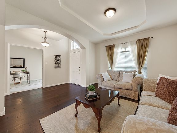 4th image of 1317 Vinehill Ct
