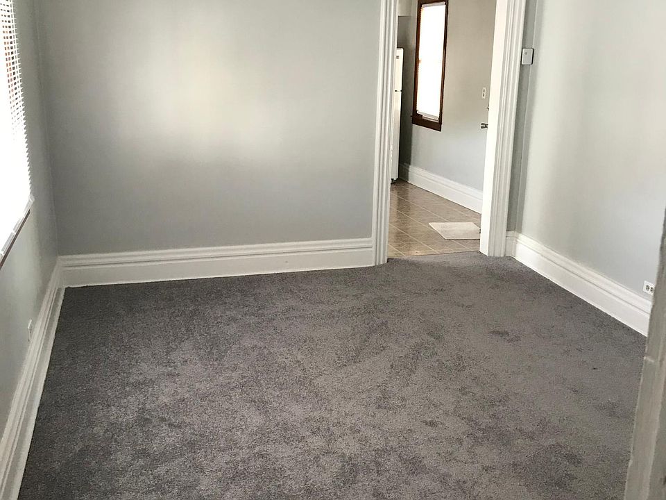 15x13 Livingroom