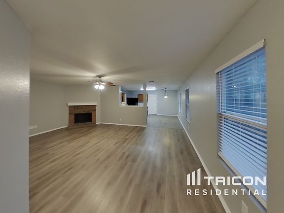 3rd image of 1436 Erin Dr
