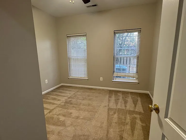 25211 Bald Eagle Ter — Photo 17