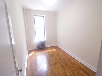 Rented by LEE & ASSOCIATES NYC RESIDENTIAL LLC