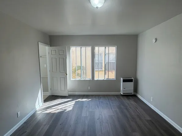 1338 S Crenshaw Blvd #15, Los Angeles, CA 90019