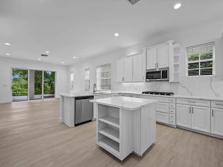 1029 Vintner Blvd — Photo 8