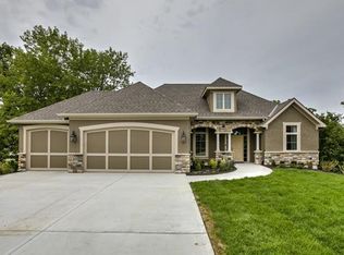 7112 N Kirkwood Ave, Kansas City, MO 64151