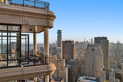 25 Park Row Photo 1