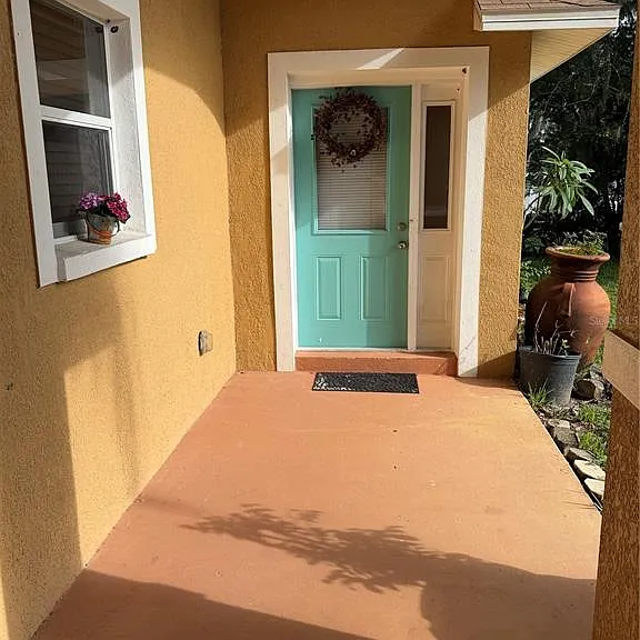1131 Dogwood Ave — Photo 2