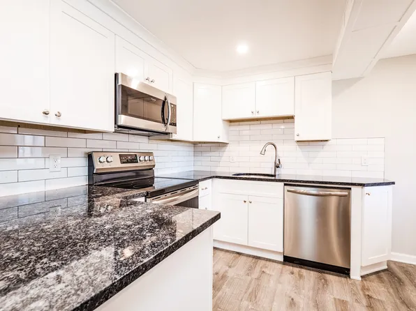 49 Sunrise Circle, Shelton, CT 06484