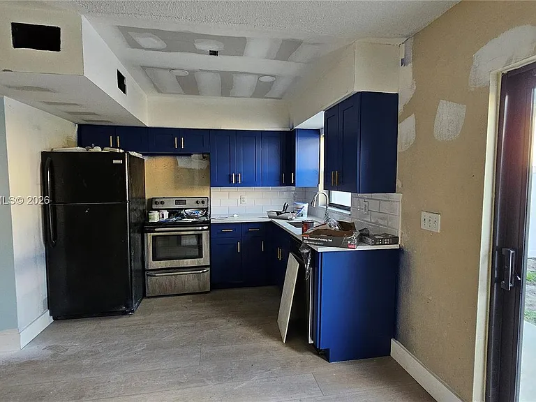 2260 NW 59th Way #2 — Photo 8