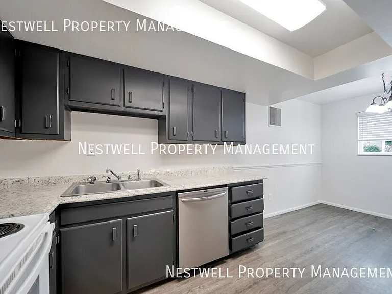 8453 S Westbridge Rd — Photo 7