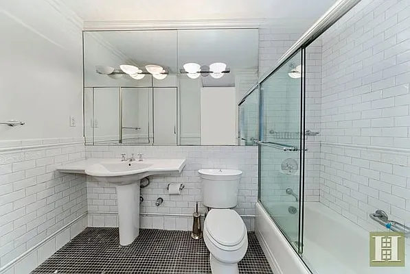 Rented by Halstead Real Estate | media 17