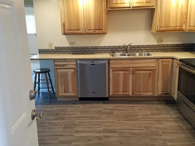 1280 Wolff St #10 — Photo 8