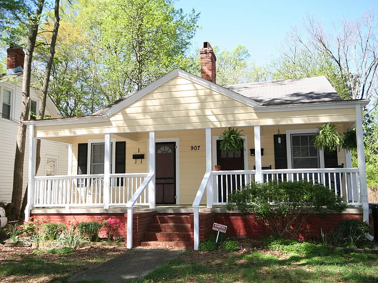 907 Lancaster St #1 — Photo 1