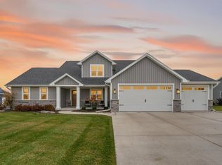 W6860 Design Dr, Greenville, WI 54942